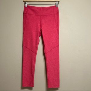 NWT Outdoor‎ Voices Women’s 3/4 Warmup Leggings Flamingo Pink Size M